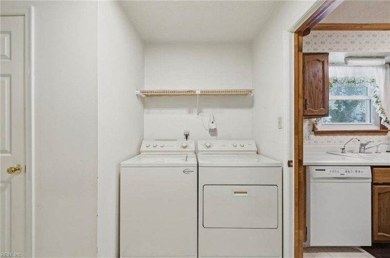 Photo 33 of 46 residential for sale in Hampton virginia Photo 33 of 46 residential for sale in Hampton virginia