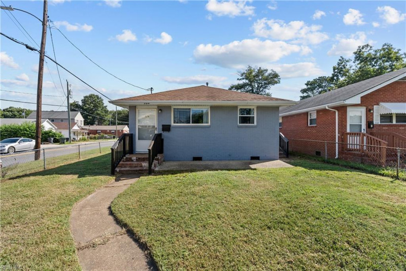 Photo 1 of 29 residential for sale in Hampton virginia