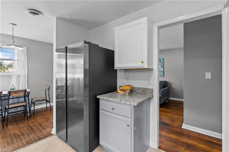 Photo 13 of 29 residential for sale in Hampton virginia