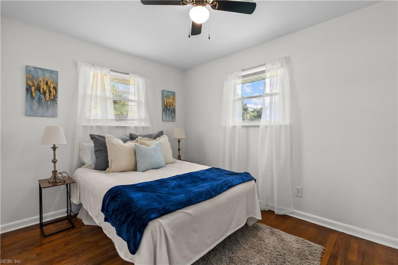 Photo 16 of 29 residential for sale in Hampton virginia