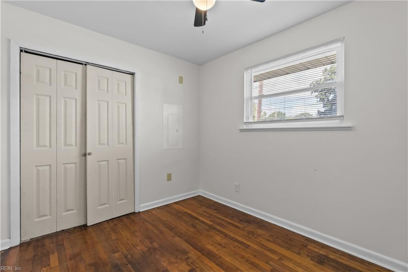 Photo 21 of 29 residential for sale in Hampton virginia