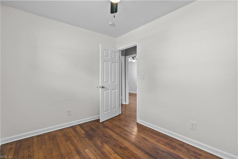 Photo 22 of 29 residential for sale in Hampton virginia