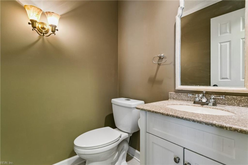 Photo 19 of 41 residential for sale in Hampton virginia