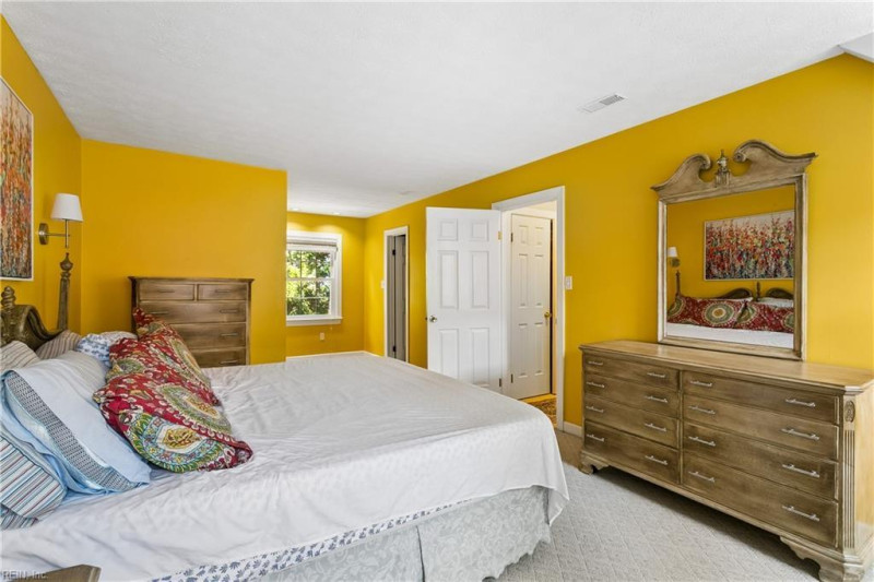 Photo 27 of 41 residential for sale in Hampton virginia