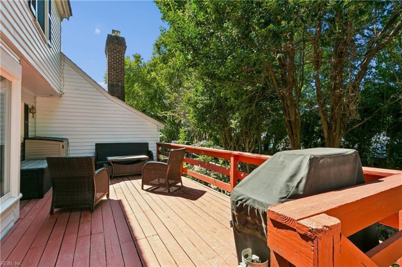 Photo 34 of 41 residential for sale in Hampton virginia