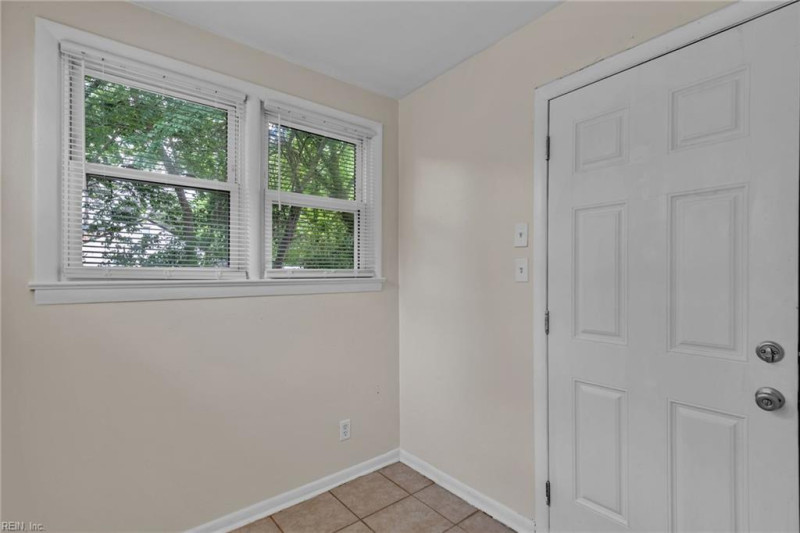 Photo 13 of 30 residential for sale in Norfolk virginia Photo 13 of 30 residential for sale in Norfolk virginia