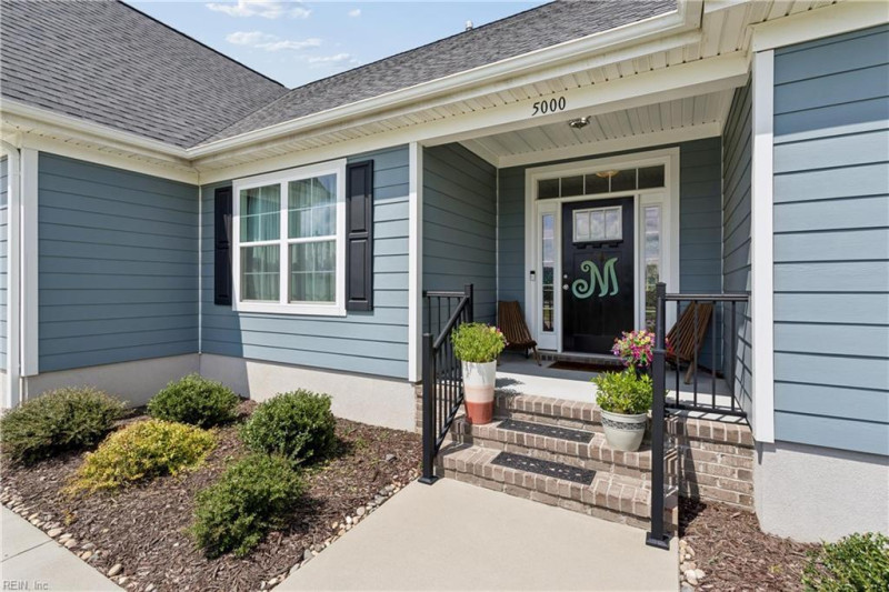 Photo 2 of 43 residential for sale in Chesapeake virginia