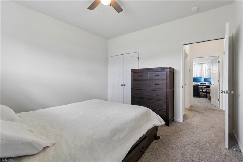 Photo 21 of 43 residential for sale in Chesapeake virginia