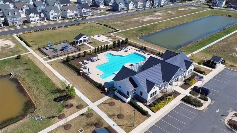 Photo 38 of 43 residential for sale in Chesapeake virginia