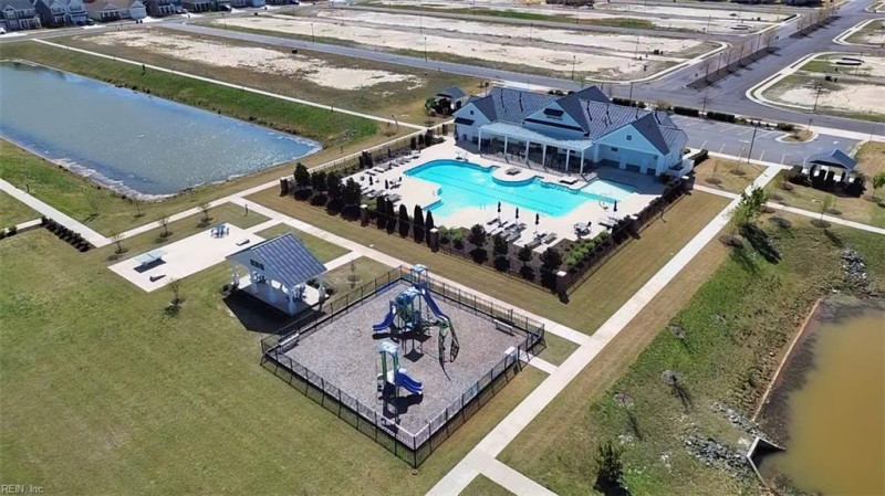 Photo 39 of 43 residential for sale in Chesapeake virginia