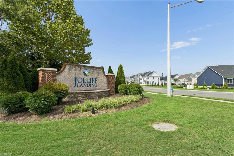 Photo 40 of 43 residential for sale in Chesapeake virginia