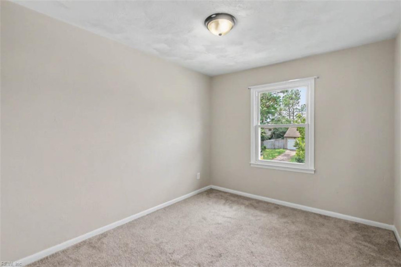 Photo 25 of 37 residential for sale in Virginia Beach virginia