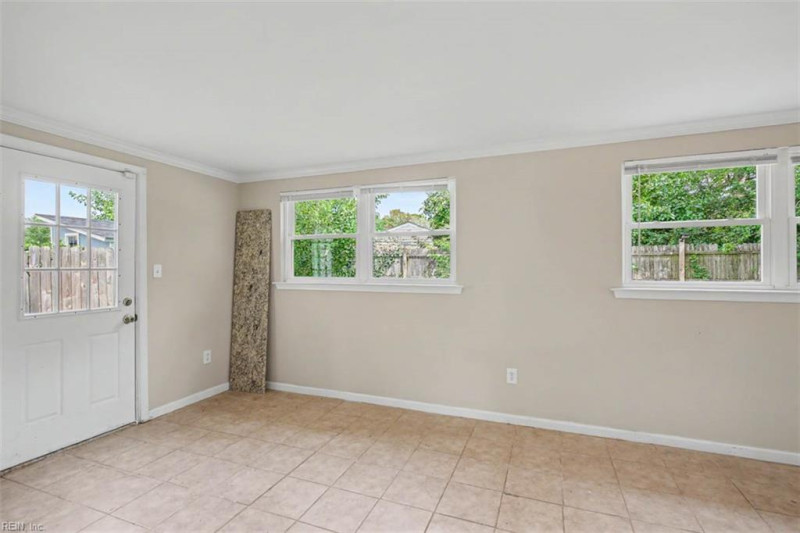 Photo 31 of 37 residential for sale in Virginia Beach virginia