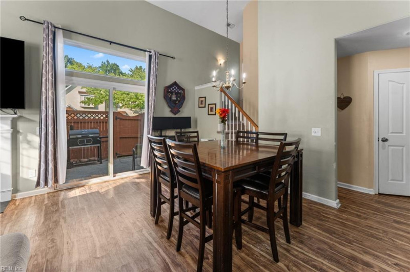 Photo 8 of 43 residential for sale in York County virginia