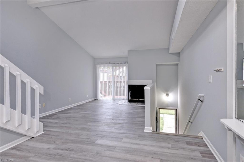 Photo 3 of 32 residential for sale in Newport News virginia Photo 3 of 32 residential for sale in Newport News virginia