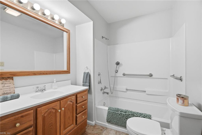Photo 14 of 30 residential for sale in Virginia Beach virginia