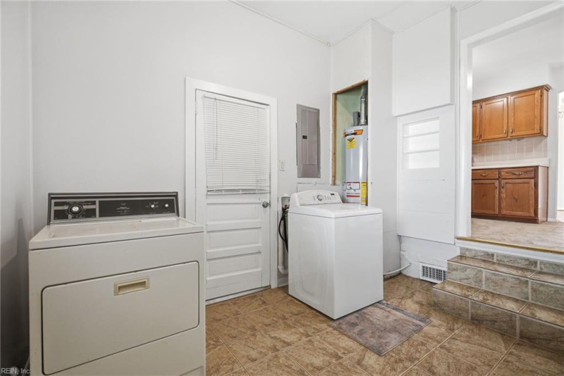 Photo 21 of 30 residential for sale in Virginia Beach virginia