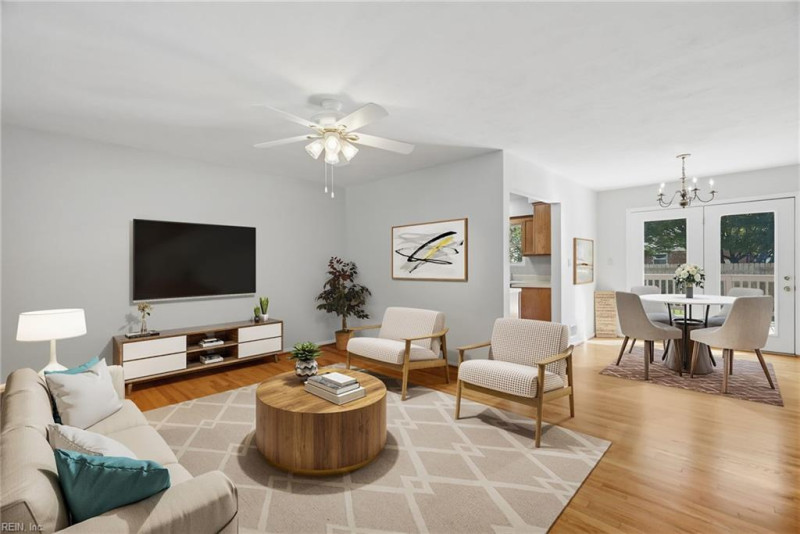 Photo 5 of 30 residential for sale in Virginia Beach virginia