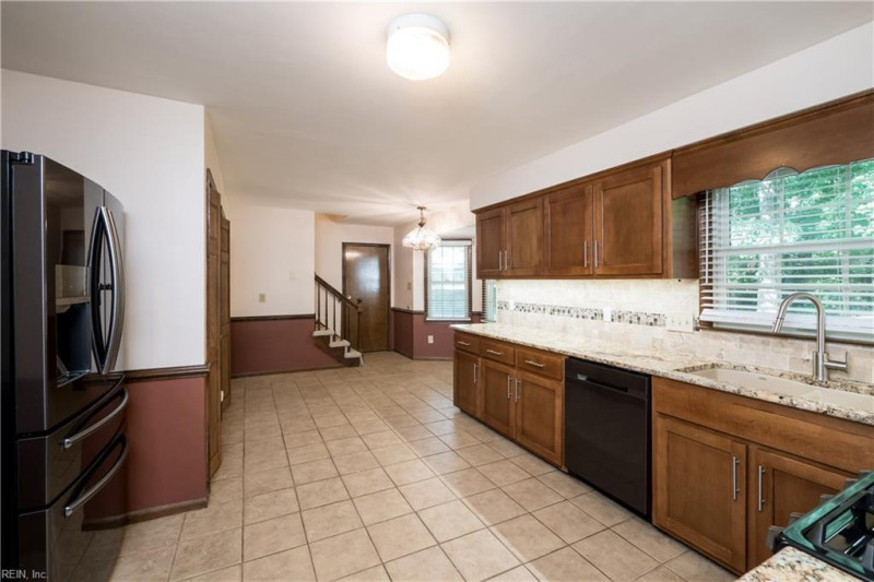 Photo 10 of 43 residential for sale in Chesapeake virginia Photo 10 of 43 residential for sale in Chesapeake virginia