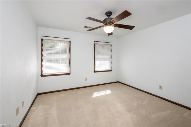 Photo 28 of 43 residential for sale in Chesapeake virginia
