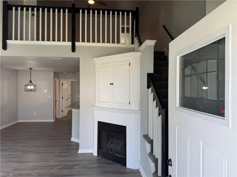 Photo 4 of 27 residential for sale in Virginia Beach virginia