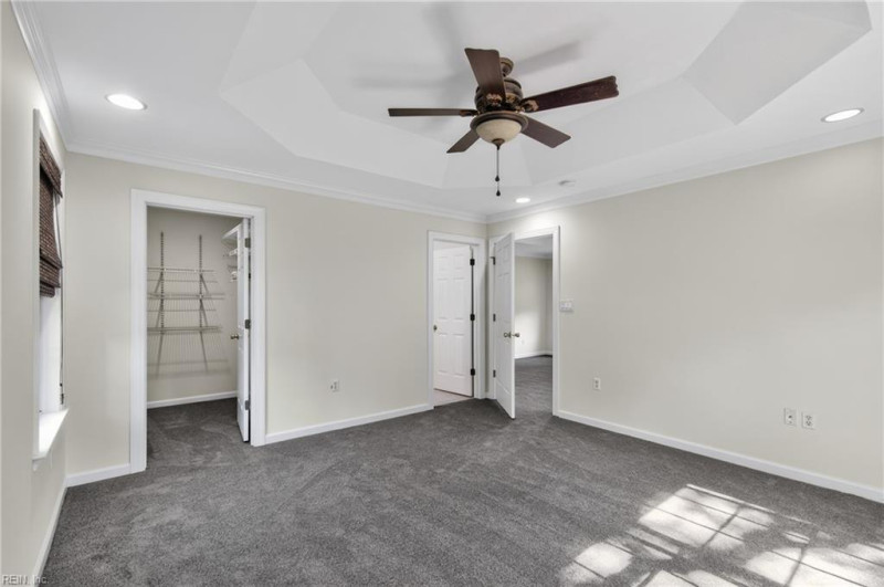 Photo 14 of 40 residential for sale in Poquoson virginia
