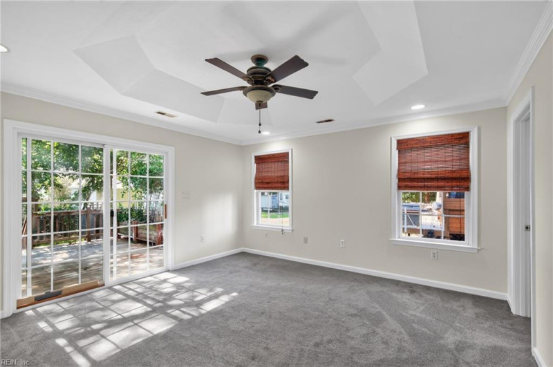 Photo 16 of 40 residential for sale in Poquoson virginia