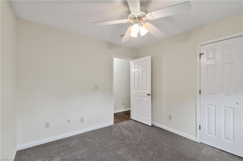 Photo 21 of 40 residential for sale in Poquoson virginia