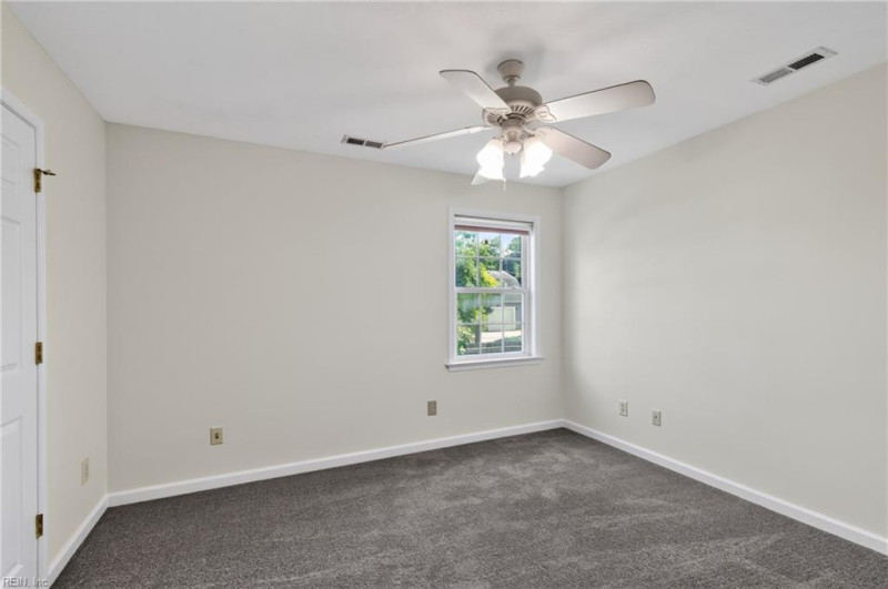 Photo 26 of 40 residential for sale in Poquoson virginia