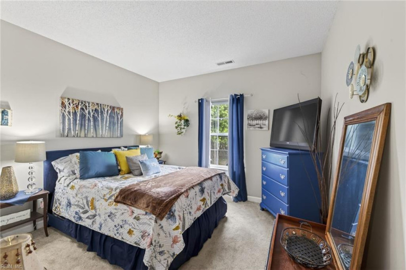 Photo 19 of 27 residential for sale in Virginia Beach virginia