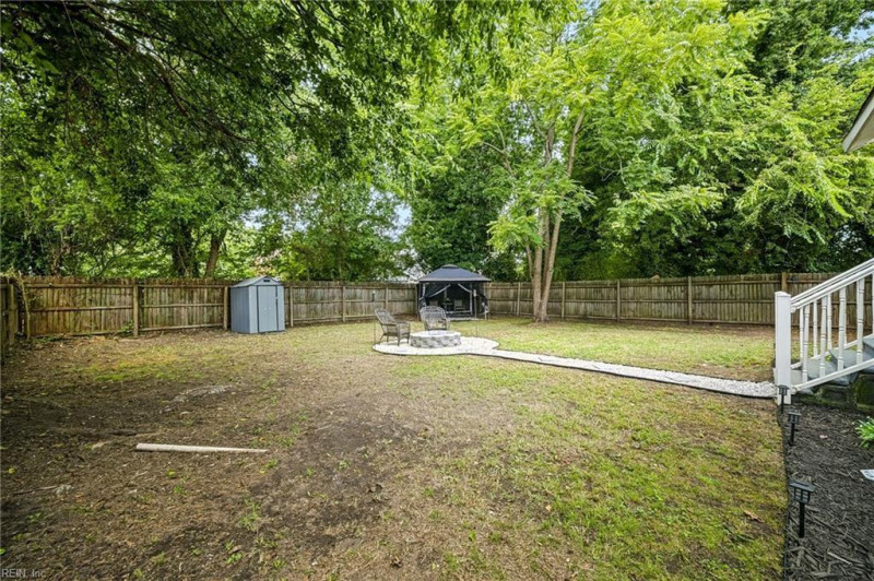 Photo 32 of 41 residential for sale in Norfolk virginia Photo 32 of 41 residential for sale in Norfolk virginia