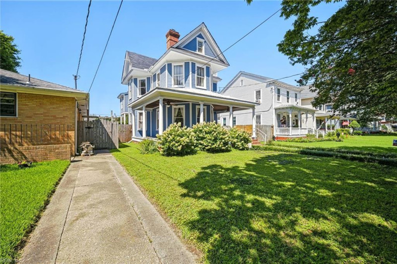 Photo 1 of 48 residential for sale in Portsmouth virginia