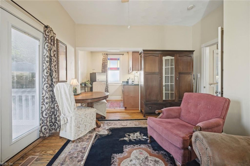 Photo 15 of 48 residential for sale in Portsmouth virginia