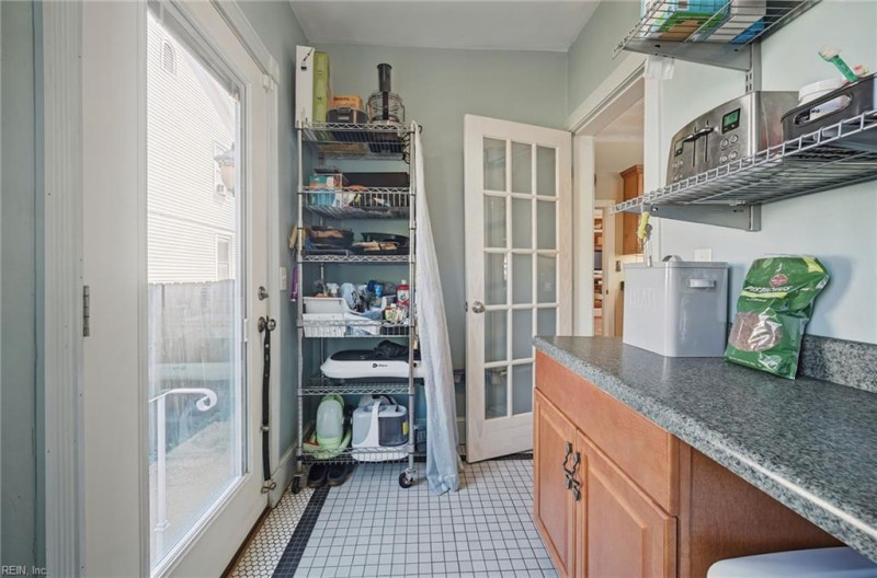 Photo 21 of 48 residential for sale in Portsmouth virginia