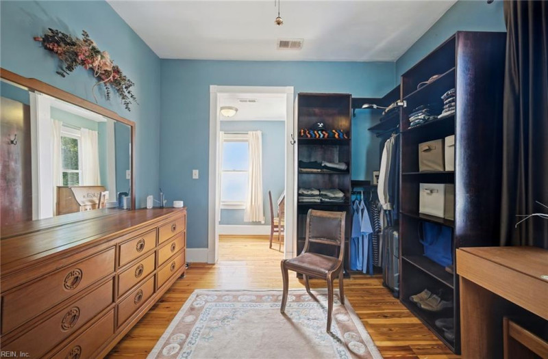 Photo 29 of 48 residential for sale in Portsmouth virginia