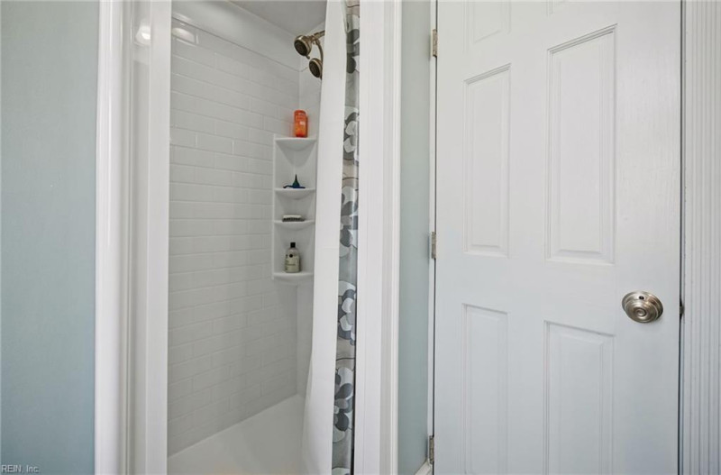 Photo 32 of 48 residential for sale in Portsmouth virginia