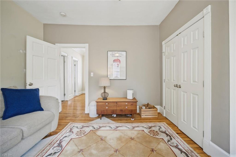 Photo 34 of 48 residential for sale in Portsmouth virginia