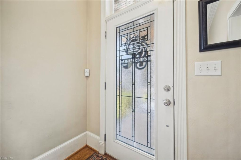 Photo 4 of 48 residential for sale in Portsmouth virginia