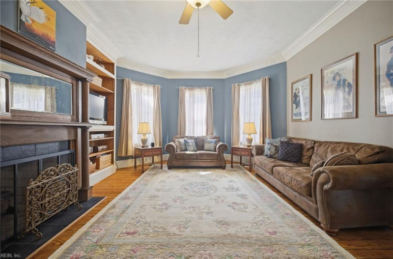 Photo 8 of 48 residential for sale in Portsmouth virginia