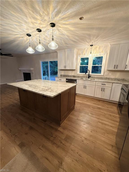Photo 14 of 29 residential for sale in Virginia Beach virginia