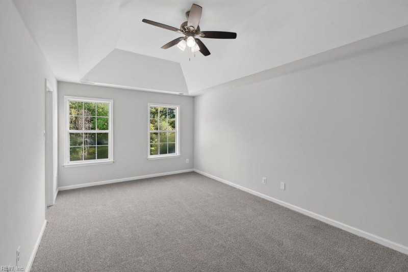 Photo 19 of 46 residential for sale in Chesapeake virginia