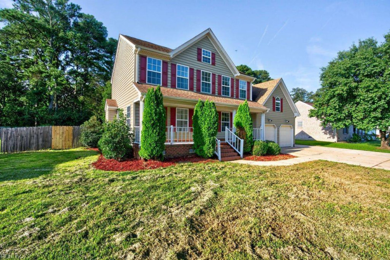 Photo 2 of 46 residential for sale in Chesapeake virginia