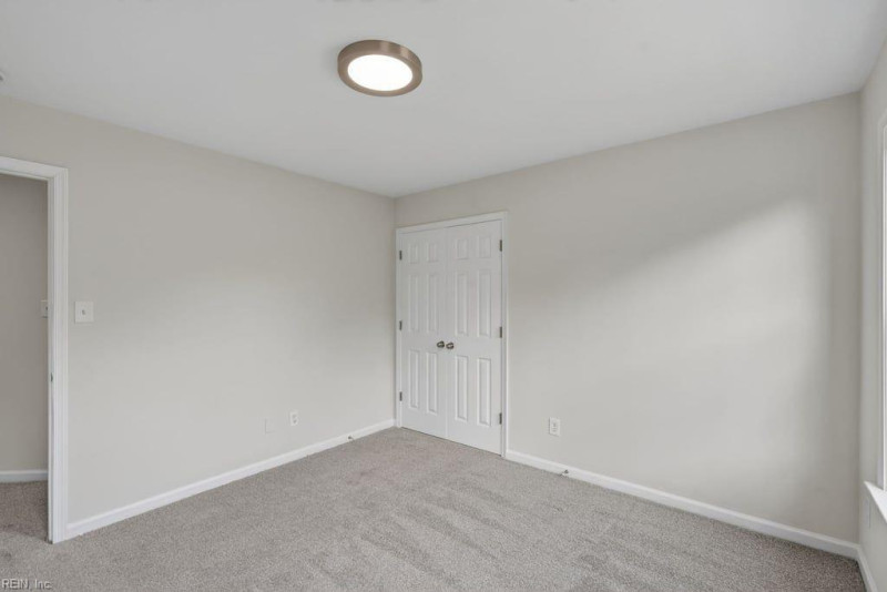 Photo 30 of 46 residential for sale in Chesapeake virginia