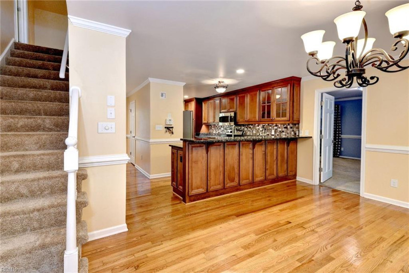 Photo 15 of 46 residential for sale in York County virginia