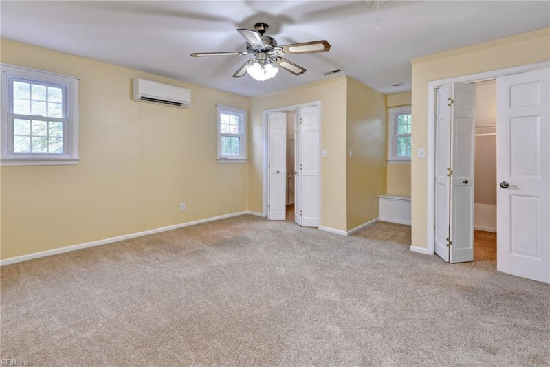 Photo 28 of 46 residential for sale in York County virginia