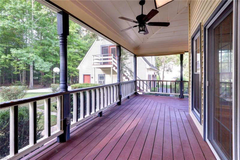 Photo 31 of 46 residential for sale in York County virginia