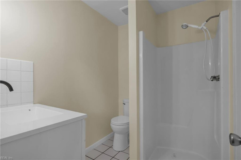 Photo 12 of 23 residential for sale in Virginia Beach virginia