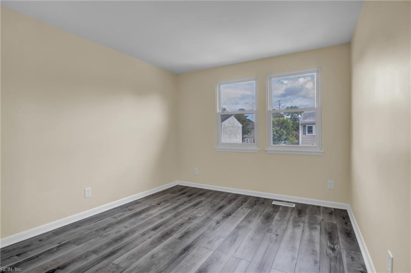 Photo 16 of 23 residential for sale in Virginia Beach virginia