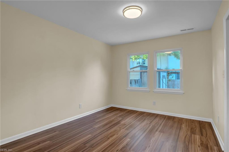 Photo 3 of 23 residential for sale in Virginia Beach virginia