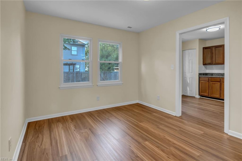 Photo 6 of 23 residential for sale in Virginia Beach virginia